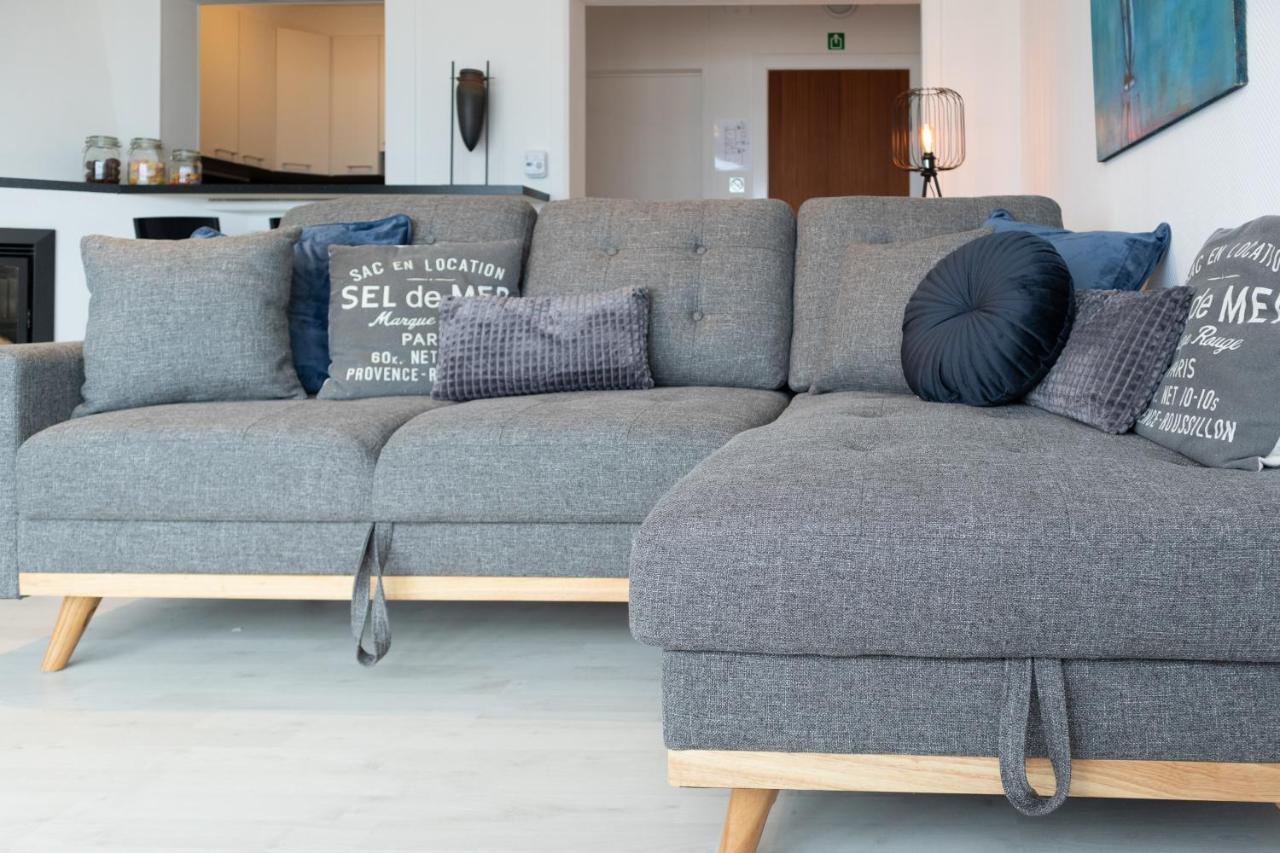 Modern appartement met uniek zeezicht Koksijde Buitenkant foto