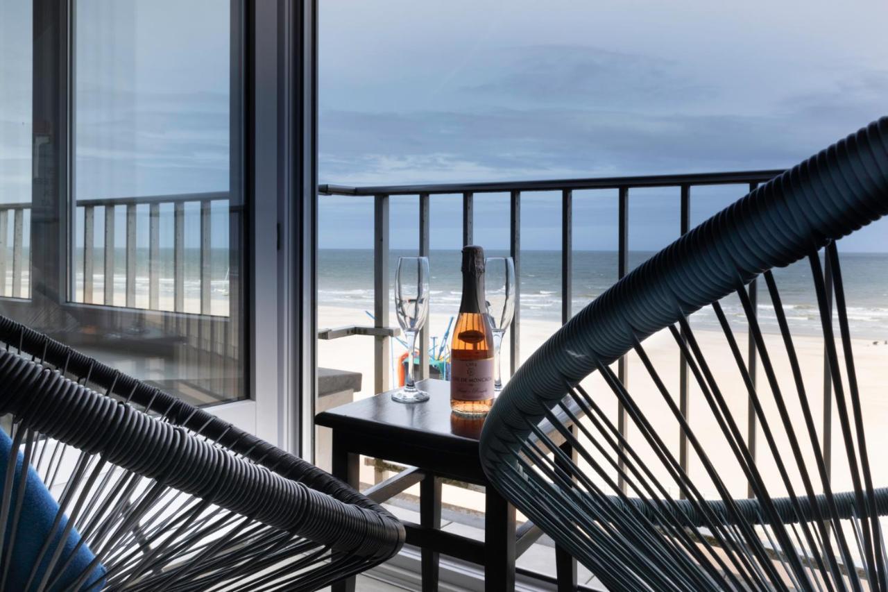 Modern appartement met uniek zeezicht Koksijde Buitenkant foto