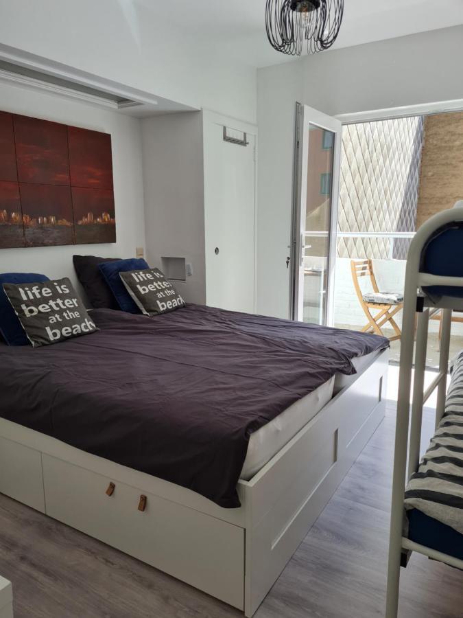 Modern appartement met uniek zeezicht Koksijde Buitenkant foto
